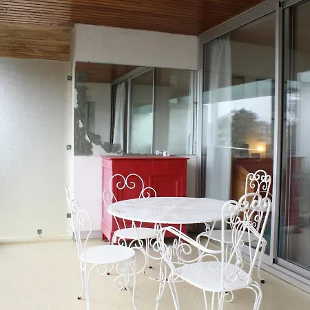 Apartment La Baule, 1 Piece, 4 Personnes - Fr-1-245-95 *